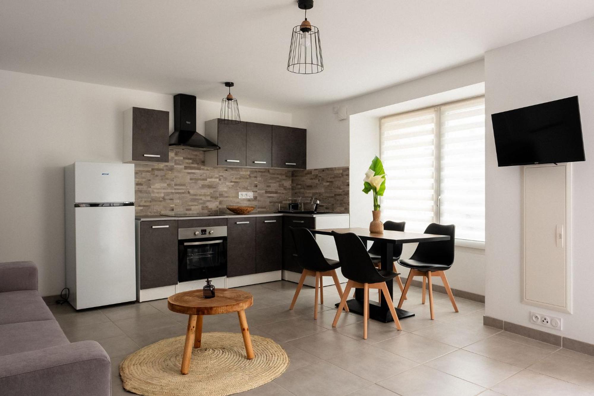 Apartment Depart Gr20 *